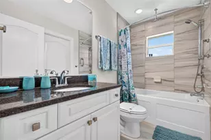 206 Antilla Dr, Rotonda West, FL 33947 - Photo 13