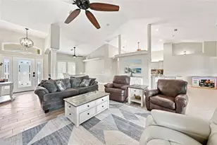35 Long Meadow Ct, Rotonda West, FL 33947 - Photo 3
