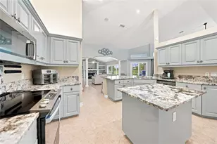 35 Long Meadow Ct, Rotonda West, FL 33947 - Photo 11