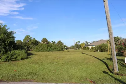 204 Antilla Drive, Rotonda West, FL 33947 - Photo 9