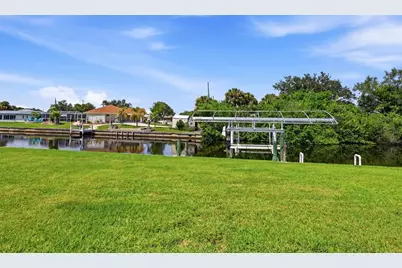 158 Dartmouth Drive NW, Port Charlotte, FL 33952 - Photo 43