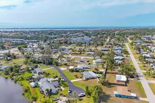 114 Lee Cir, Englewood, FL 34223 - Photo 3