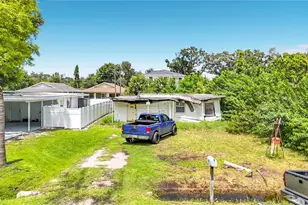 2619 19th St, Sarasota, FL 34234 - Photo 5