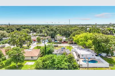 2619 19th Street, Sarasota, FL 34234 - Photo 9
