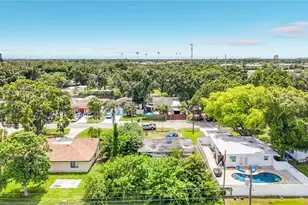 2619 19th St, Sarasota, FL 34234 - Photo 9