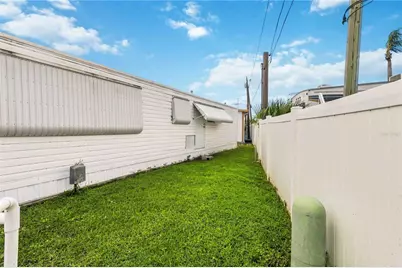12766 Seminole Boulevard #3, Largo, FL 33778 - Photo 15