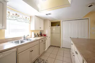 1531 Placida Rd, Englewood, FL 34223 - Photo 13