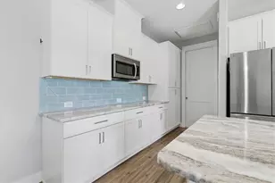 10686 Kearsarge Cir, Port Charlotte, FL 33981 - Photo 21