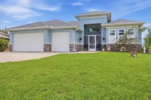10686 Kearsarge Cir, Port Charlotte, FL 33981 - Photo 1