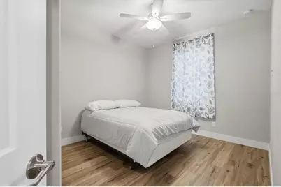 10686 Kearsarge Circle, Port Charlotte, FL 33981 - Photo 29
