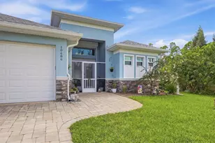 10686 Kearsarge Cir, Port Charlotte, FL 33981 - Photo 9
