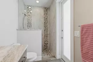10686 Kearsarge Cir, Port Charlotte, FL 33981 - Photo 37