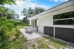 2111 Heasley Rd, Englewood, FL 34223 - Photo 39