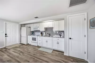 101 Riverview Avenue, Englewood, FL 34223 - Photo 9