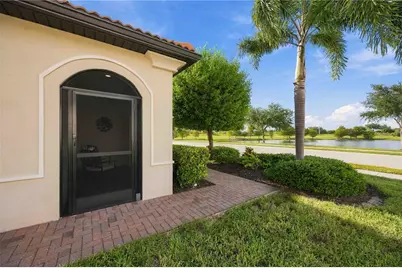 10157 Fiddlewood Drive, Venice, FL 34293 - Photo 9
