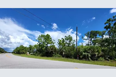 9500 Hallendale Drive, Port Charlotte, FL 33981 - Photo 5