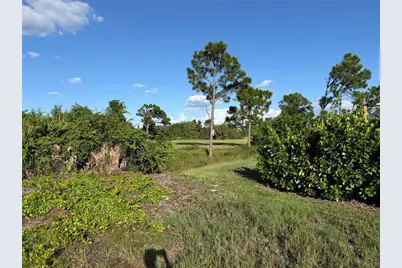 81 Pine Valley Ct, Rotonda West, FL 33947 - Photo 3
