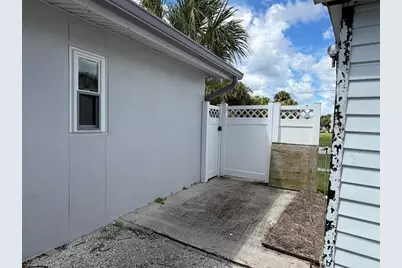4010 Grobe Street, North Port, FL 34287 - Photo 25