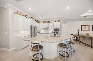 10720 Tarflower Dr, Venice, FL 34293 - Photo 5