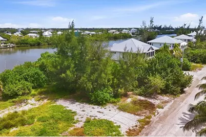 252 S Gulf Boulevard, Placida, FL 33946 - Photo 5