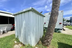 2215 73rd Street E, Palmetto, FL 34221 - Photo 3