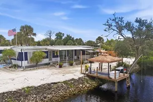 1128 Seahorse Ln, Englewood, FL 34224 - Photo 3