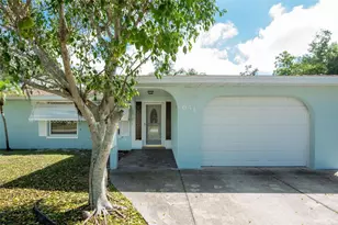 631 S Broadway, Englewood, FL 34223 - Photo 3
