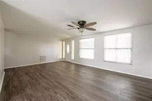 631 S Broadway, Englewood, FL 34223 - Photo 9