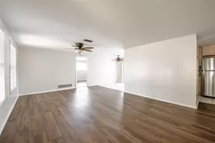 631 S Broadway, Englewood, FL 34223 - Photo 5
