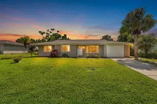 18663 Kerrville Cir, Port Charlotte, FL 33948 - Photo 3