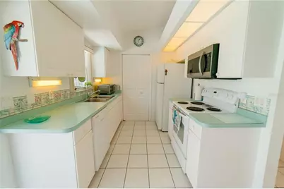 7337 Jennifer Drive, Port Charlotte, FL 33981 - Photo 7