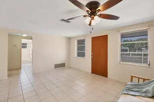 25 1st Ave, Englewood, FL 34223 - Photo 17