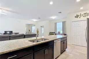 6027 Acorn Cir, Labelle, FL 33935 - Photo 15
