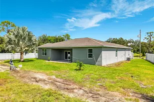 6027 Acorn Cir, Labelle, FL 33935 - Photo 43