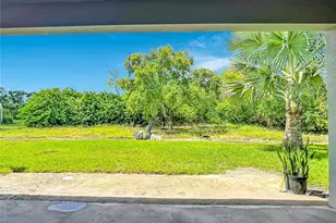 6027 Acorn Cir, Labelle, FL 33935 - Photo 37