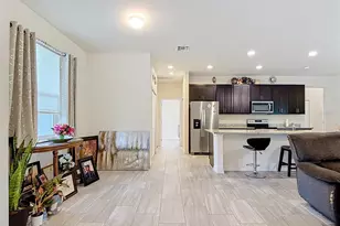 6027 Acorn Cir, Labelle, FL 33935 - Photo 11