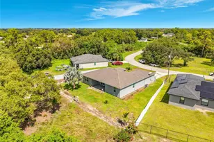 6027 Acorn Cir, Labelle, FL 33935 - Photo 49