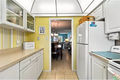 3617 Lake Bayshore Drive #401, Bradenton, FL 34205 - Photo 13