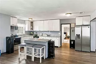 801 51st Ave S, Saint Petersburg, FL 33705 - Photo 5