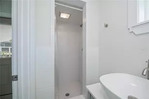 352 Oak St, Englewood, FL 34223 - Photo 17