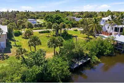 10060 Creekside Drive, Placida, FL 33946 - Photo 15