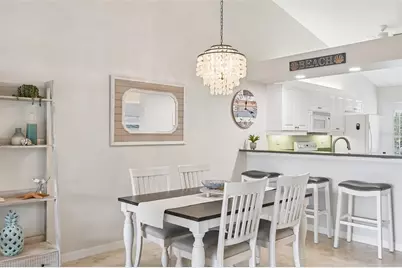 412 Sunset Lake Boulevard #202, Venice, FL 34292 - Photo 13