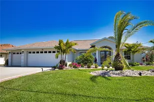 22 Medalist Ct, Rotonda West, FL 33947 - Photo 3