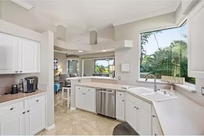 737 Misty Pine Drive, Venice, FL 34292 - Photo 5