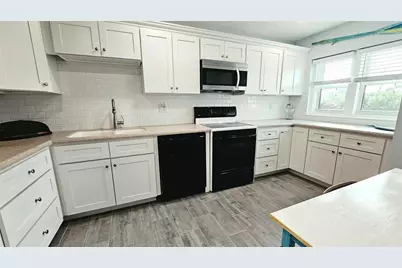 93 Boundary Boulevard #302, Rotonda West, FL 33947 - Photo 9