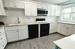 93 Boundary Blvd, Rotonda West, FL 33947 - Photo 9