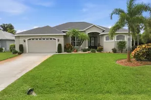 67 Par View Rd, Rotonda West, FL 33947 - Photo 1