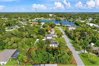 561 Lomond Drive, Port Charlotte, FL 33953 - Photo 5