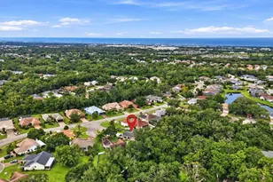 4321 74th Ave E, Sarasota, FL 34243 - Photo 5