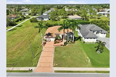 185 Rotonda Boulevard E, Rotonda West, FL 33947 - Photo 5